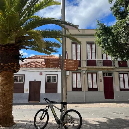 Santo Domingo سانتا كروز دي تينيريف